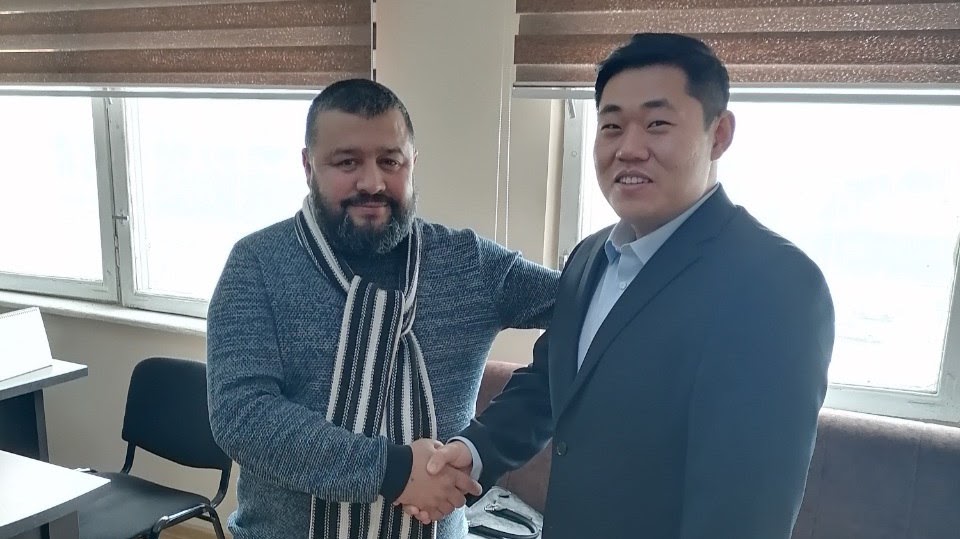 Hamkor bilan uchrashuv